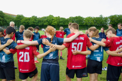 Spiritkreis nach dem Spiel gegen GermanyII (© Hanna Harper)